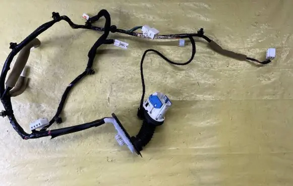 Mazda 6 Front door wiring loom/harness boot GDC267200