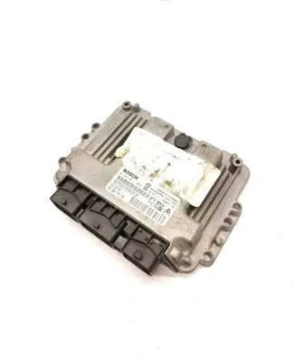 Citroen C4 I Engine control unit/module 0281011966 9662670780 9653958980