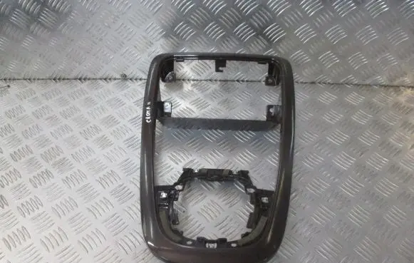 Fiat Croma Radio/GPS head unit trim 
