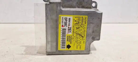 Mitsubishi Lancer Engine control unit/module Mn141261
