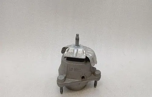 Chevrolet Corvette C8 Gearbox mount 84675417
