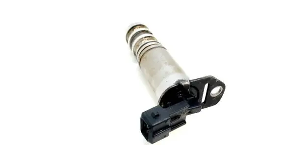 BMW 3 E90 E91 Camshaft vanos timing valve 7584115