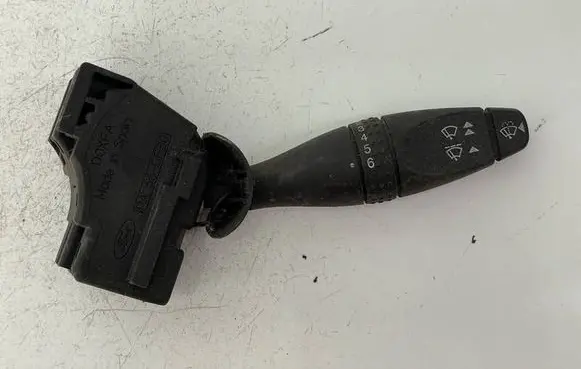 Ford Focus Wiper control stalk 98GA17A553BC