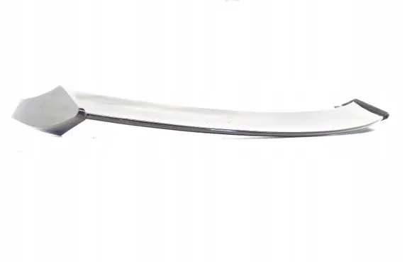 Tailgate/trunk spoiler