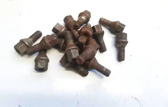 Opel Vectra C Nuts/bolts 