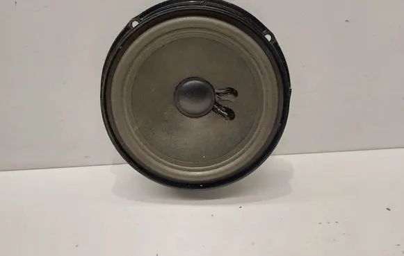 Volkswagen PASSAT B6 Rear door speaker 3C0035453