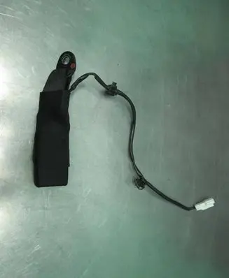 Mitsubishi i-MiEV Middle seatbelt buckle (rear) 1018843