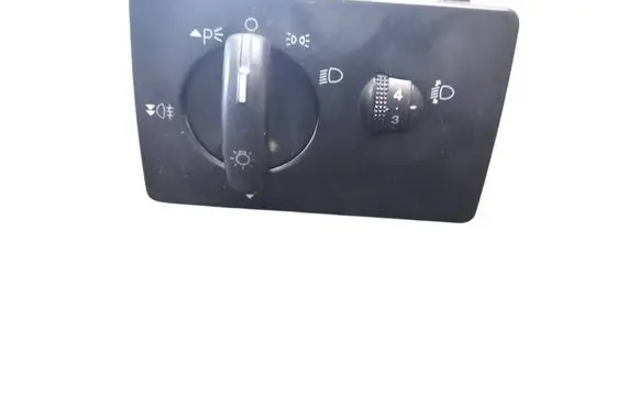 Ford Focus Light switch 4M5T13A024LA