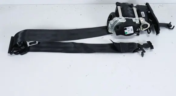 Volvo XC60 Front seatbelt 32386973