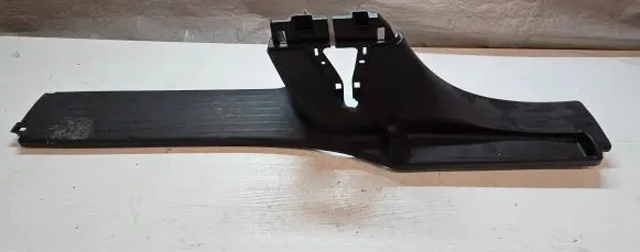 Chrysler Pacifica Rear sill trim cover 5RH87DX9AF