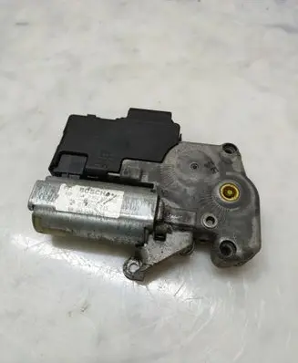 Ford Fiesta Rear window wiper motor 0390201860 90503754 812626715
