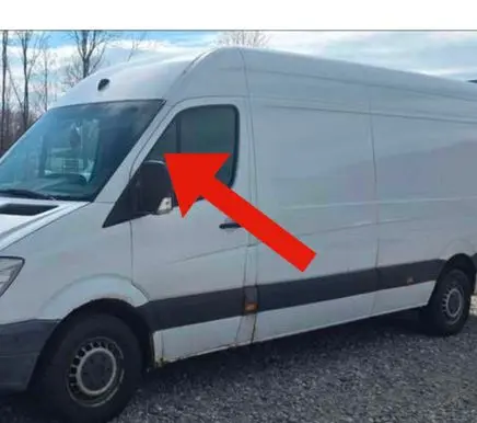 Mercedes-Benz Sprinter W906 Front door vent window glass four-door DOT27AS2M24100 E000184 43R001025