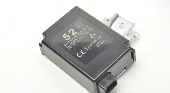 Toyota Auris E210 Other control units/modules 8976002152