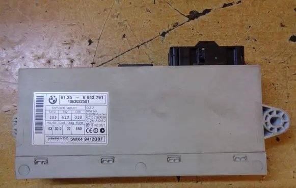 BMW 3 E90 E91 CAS control unit/module 6943791