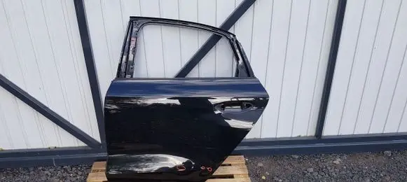 Audi A3 8Y Rear door