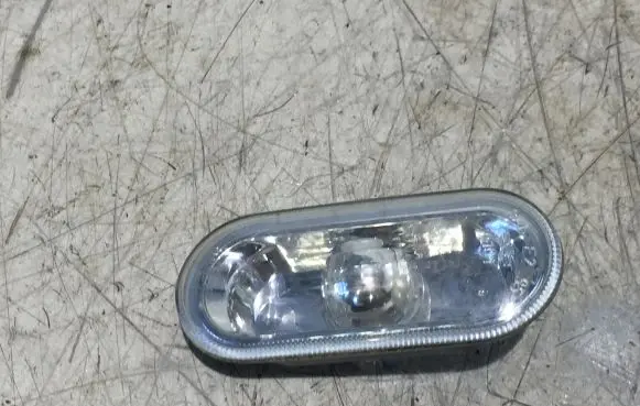 Volkswagen Golf IV Front fender indicator light 1J0949117
