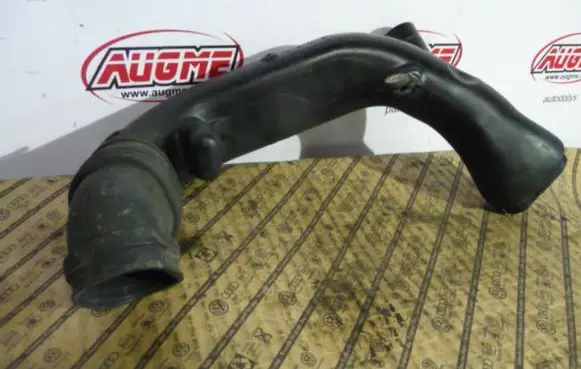 Honda CR-V Air intake hose/pipe