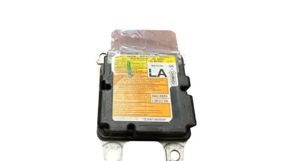 Nissan Leaf I (ZE0) Airbag control unit/module 988203NM0A 0285011248 ZE3NM139040044