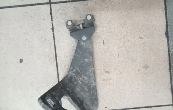 Opel Vivaro Sliding door upper roller guide/hinge 91165708
