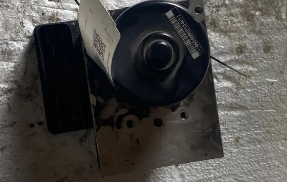 Volvo V70 ABS Pump 5WK84002 8671224