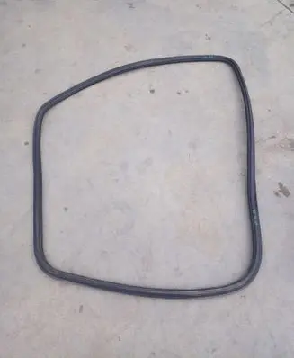 Audi Q5 SQ5 Front door rubber seal 80A831721