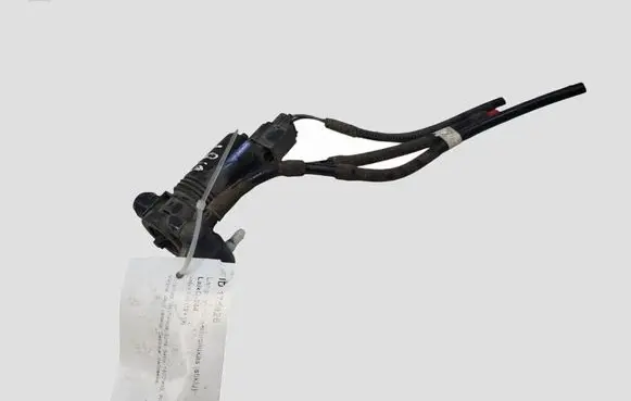 Volvo V40 Windscreen/windshield washer pump 1026810 121025A
