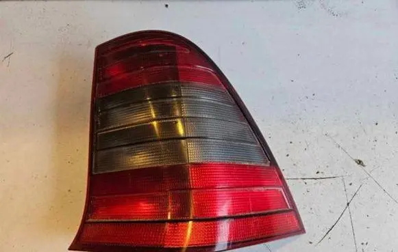 Mercedes-Benz C W202 Rear/tail lights 14653100