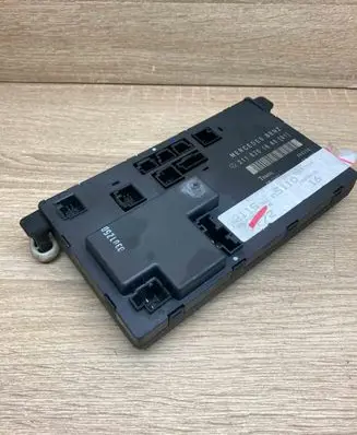 Mercedes-Benz E W211 Door control unit/module 2118201685 355556