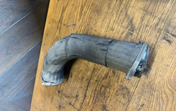 Volvo XC60 Air intake hose/pipe