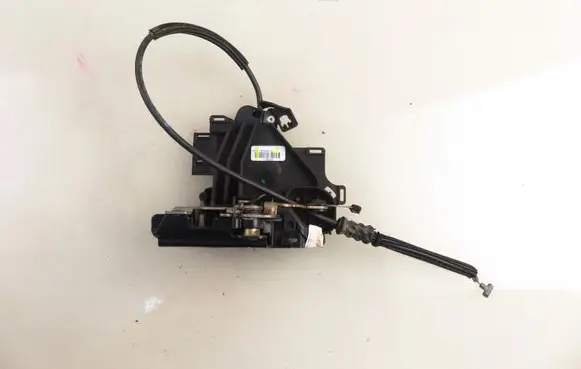 Skoda Fabia Mk1 (6Y) Rear door lock 3B4839015J