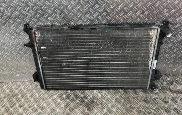 Volkswagen Golf V Coolant radiator 1k0121251p