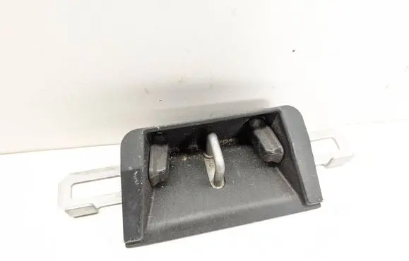 Volvo XC90 Loading door lock loop/hook striker 39831946