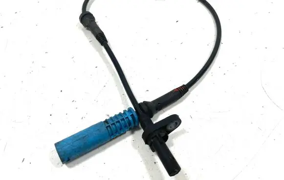 BMW 5 E60 E61 ABS brake wheel speed sensor 61126908 10333016 265596