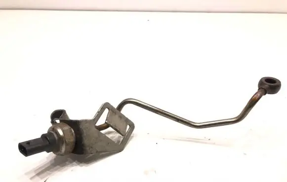 Volvo V60 Fuel pressure sensor 