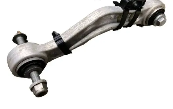 BMW 5 GT F07 Rear control arm 6779851 33326779851