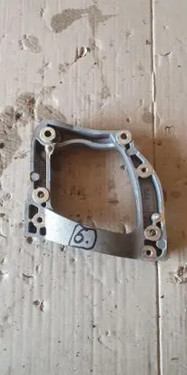 Peugeot 208 II A/C compressor mount bracket 9826641380