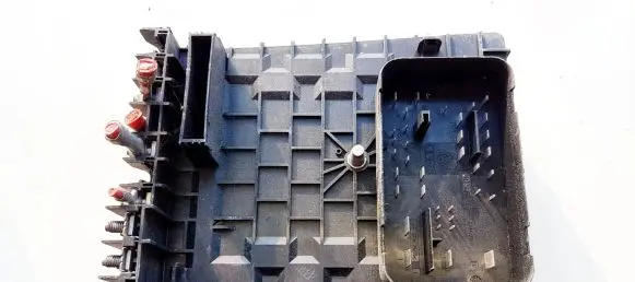 Volkswagen Golf V Fuse box set 1K0937125 0-17181371