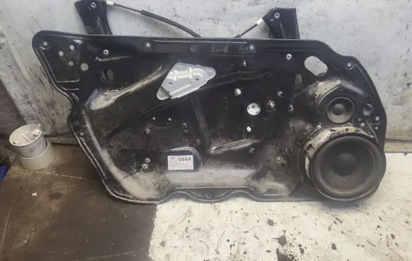 Volkswagen PASSAT B6 Front window lifting mechanism without motor 801617186 9954488108