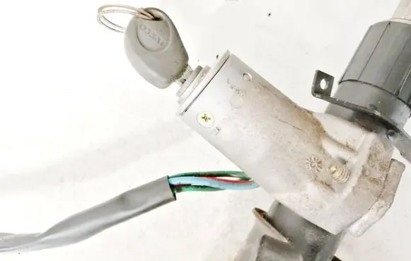 Iveco Daily 40.8 Ignition lock