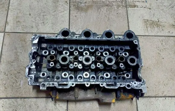 Engine head