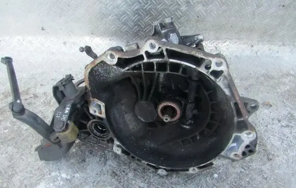 Opel Tigra A Manual 5 speed gearbox c374