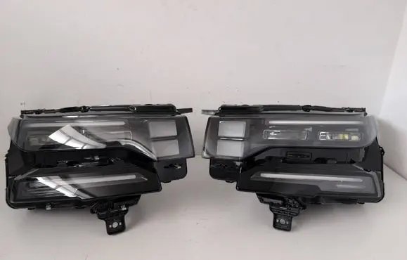 Citroen C5 Aircross II Headlights/headlamps set 9849740080 LB59222 9849740280