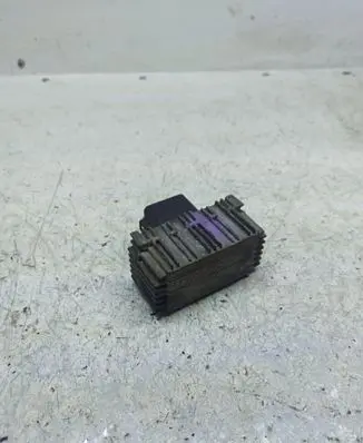 Opel Zafira A Glow plug pre-heat relay 09132691 51299008