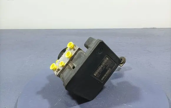 Volvo S40 ABS Pump 31274907
