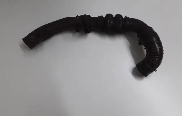 Intercooler hose/pipe