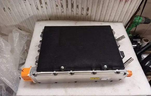 Hyundai Ioniq 5 Voltage converter inverter E111B1XA 364011XAB0