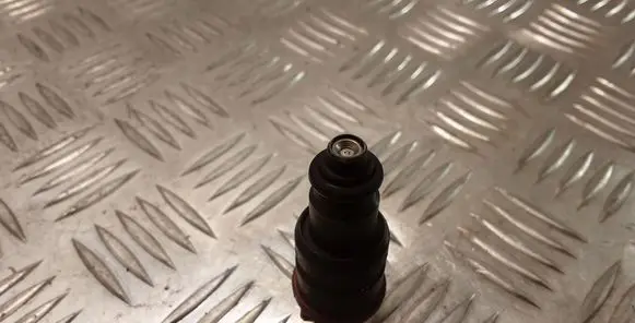 Mercedes-Benz E W210 Fuel injector 0000788523