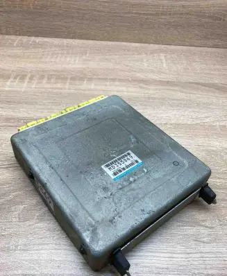 Mitsubishi Carisma Engine control unit/module ECU MD355869 E2T68375