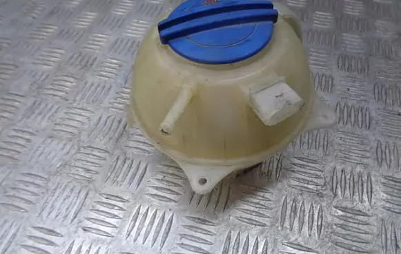 Volkswagen Fox Coolant expansion tank/reservoir