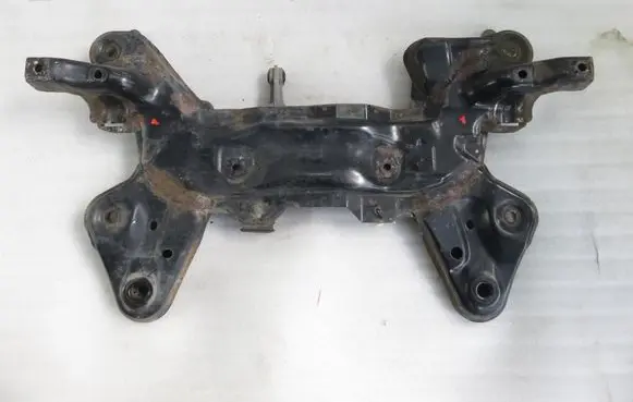 Peugeot 208 I Front subframe